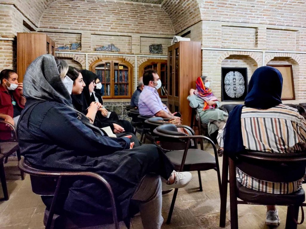 چهارمین جلسۀ گروههای تخصصی «نگارش» و «پژوهش و گردآوری منابع مکتوب» برگزار شد