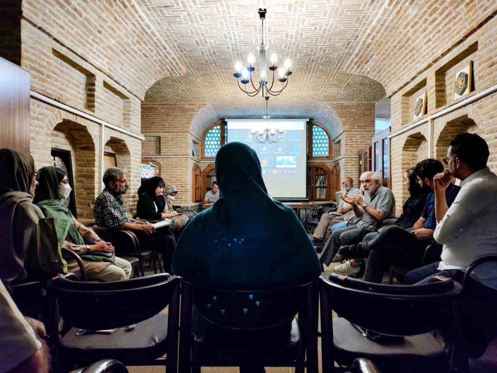 پنجمین جلسۀ گروه تخصصی «نگارش، پژوهش و گردآوری اطلاعات مکتوب، و ترجمه» برگزار شد